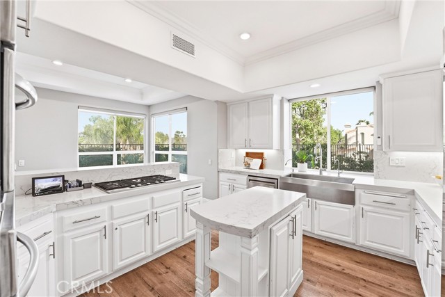 Detail Gallery Image 19 of 47 For 5489 E Suncrest Rd, Anaheim Hills,  CA 92807 - 4 Beds | 4/1 Baths