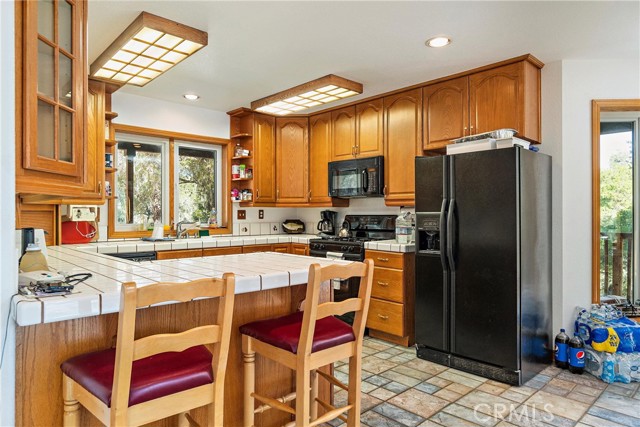 Detail Gallery Image 6 of 53 For 3170 Heron Ln, Paso Robles,  CA 93446 - 3 Beds | 2/1 Baths