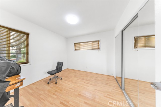 Detail Gallery Image 14 of 31 For 12329 Burton St, North Hollywood,  CA 91605 - 4 Beds | 2/1 Baths