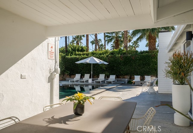 Detail Gallery Image 5 of 21 For 965 E Twin Palms, Palm Springs,  CA 92264 - 3 Beds | 2 Baths