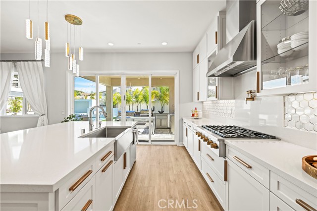 Detail Gallery Image 12 of 57 For 28618 Bloom, Saugus,  CA 91350 - 5 Beds | 4/1 Baths