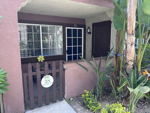 38 Flor De Mar, Rancho Santa Margarita CA: https://media.crmls.org/medias/f707b2a0-9a57-4788-a52d-be85504a17e4.jpg