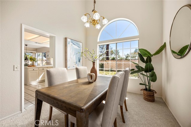 13639 Meadow Crest Drive, Chino Hills CA: https://media.crmls.org/medias/f7093441-2123-4e59-adcb-5419c11be935.jpg