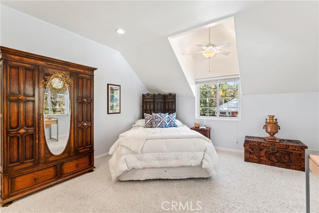 Detail Gallery Image 27 of 72 For 197 Massive Rd, Lake Arrowhead,  CA 92317 - 4 Beds | 3/1 Baths