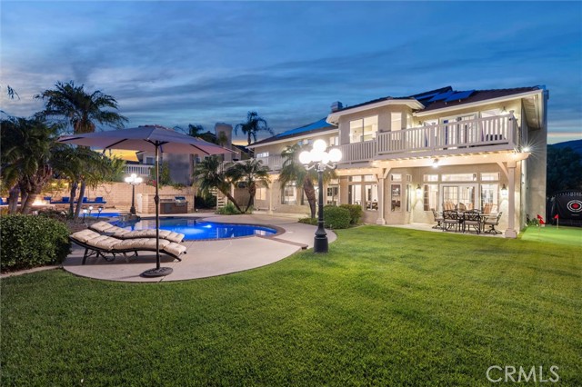 24370 La Homa, Yorba Linda CA: https://media.crmls.org/medias/f70cb552-edf3-411a-90a6-13adf1458c11.jpg
