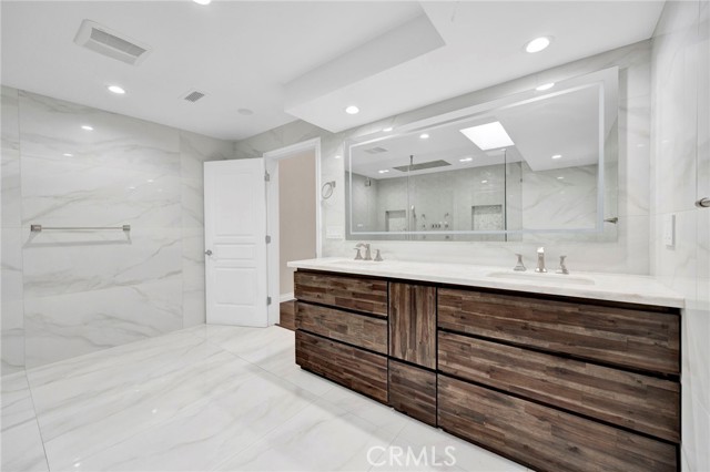 Detail Gallery Image 23 of 43 For 69 Penhill Ct, Glendale,  CA 91206 - 3 Beds | 3 Baths