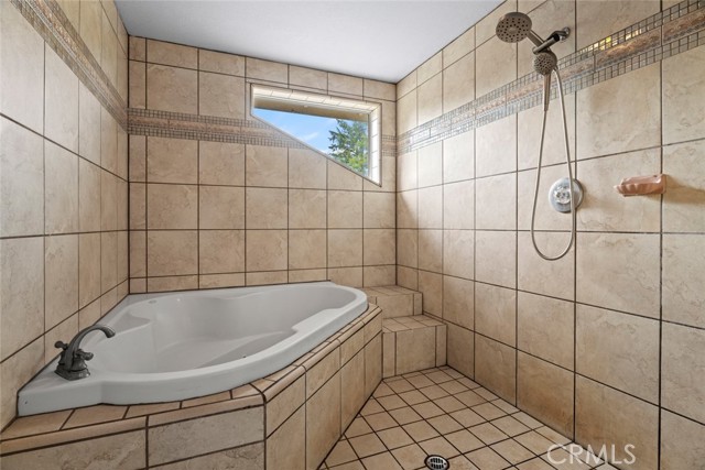 Detail Gallery Image 18 of 31 For 18520 Old Coast Hwy, Fort Bragg,  CA 95437 - 3 Beds | 2 Baths