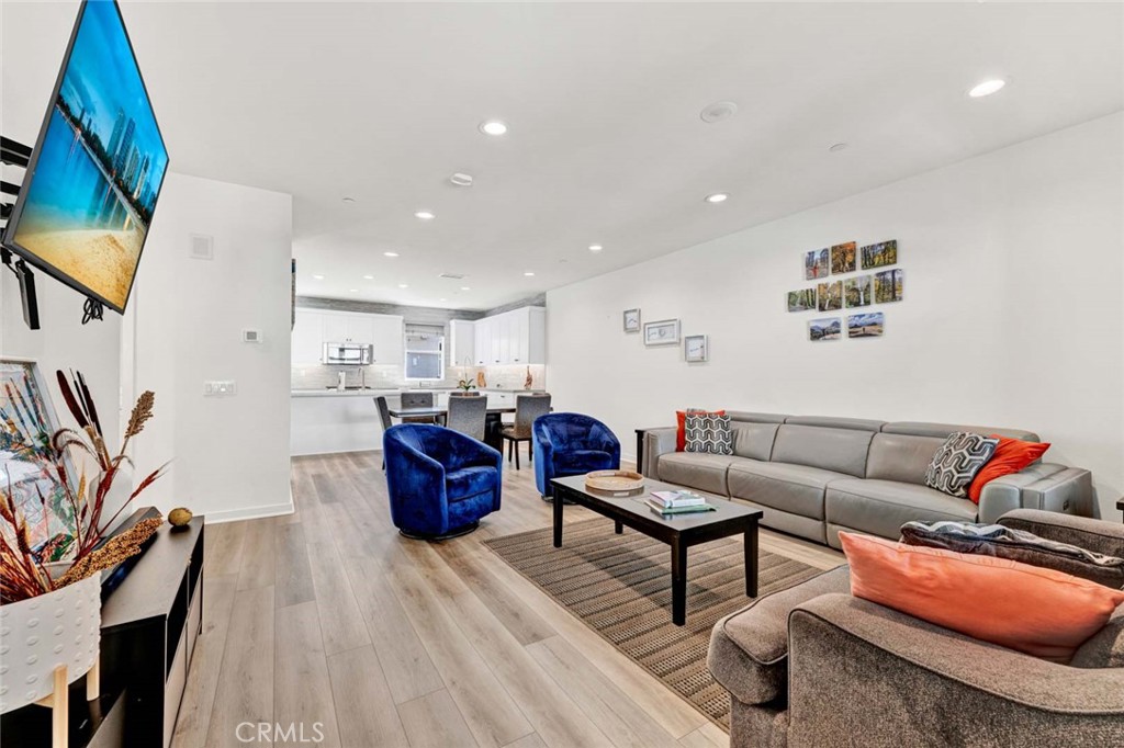 F70ea9ee 56f8 4f9c 8fac 92d56e7d1fc8