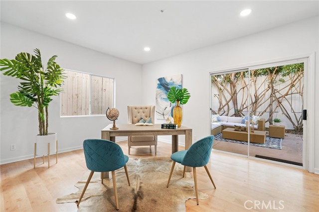 1734 Haynes Lane, Redondo Beach, California 90278, 3 Bedrooms Bedrooms, ,2 BathroomsBathrooms,Residential,Sold,Haynes,TR22049569