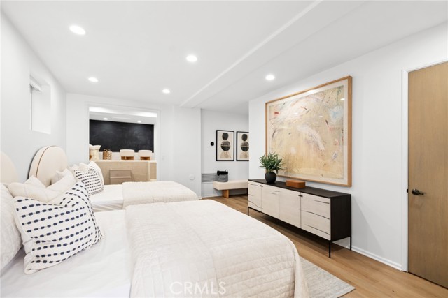 Detail Gallery Image 43 of 56 For 921 Gaviota Dr, Laguna Beach,  CA 92651 - 7 Beds | 7/1 Baths