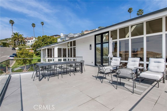 Detail Gallery Image 23 of 72 For 934 Emerald Bay, Laguna Beach,  CA 92651 - 3 Beds | 3/1 Baths