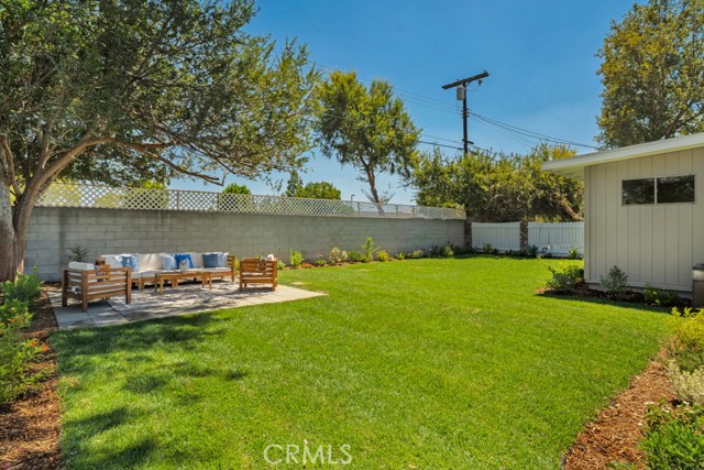 Detail Gallery Image 15 of 20 For 6456 Royer Ave, West Hills,  CA 91307 - 4 Beds | 2 Baths