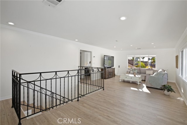 Detail Gallery Image 33 of 51 For 9122 Gainford St, Downey,  CA 90240 - 5 Beds | 4 Baths