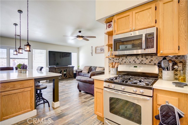 2130 Calle Mirasol, Santa Maria CA: https://media.crmls.org/medias/f711eb57-db5f-4374-8721-14ab949e6cf2.jpg