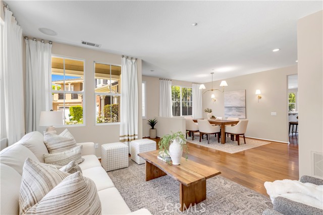 Detail Gallery Image 9 of 47 For 53 Flintridge, Ladera Ranch,  CA 92694 - 5 Beds | 3 Baths