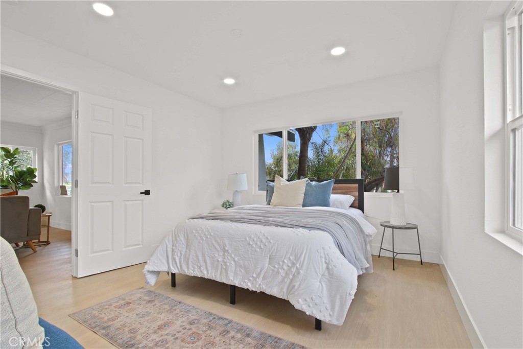 MLS #DW25165726 img 8