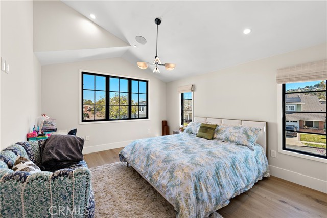 1963 Port Edward Place, Newport Beach CA: https://media.crmls.org/medias/f7141756-95ef-4b83-917c-61b0d4799e0f.jpg