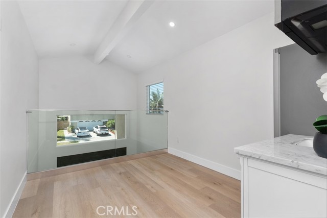 3871 Hendrix Street, Irvine CA: https://media.crmls.org/medias/f715a6bb-3609-4cab-9576-e20aaf5b8311.jpg