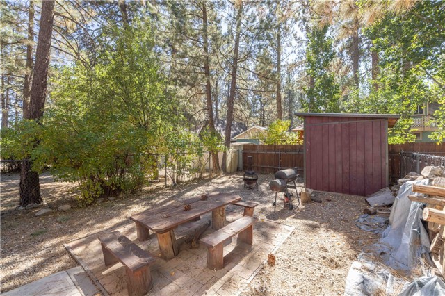 Detail Gallery Image 16 of 17 For 726 Maltby Bld, Big Bear City,  CA 92314 - 3 Beds | 1 Baths