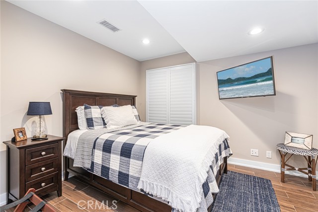 Detail Gallery Image 17 of 32 For 213 34th St, Newport Beach,  CA 92663 - 3 Beds | 3 Baths