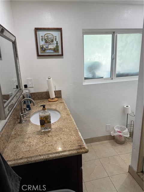 10418 Samoa Avenue, Tujunga CA: https://media.crmls.org/medias/f7167db9-4f10-4f98-9a85-a83417e676ef.jpg