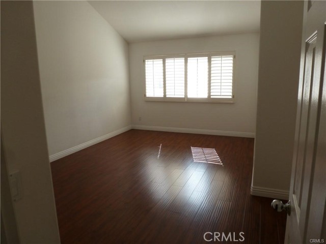 Detail Gallery Image 5 of 14 For 1888 Plaza Del Amo, Torrance,  CA 90501 - 4 Beds | 3 Baths