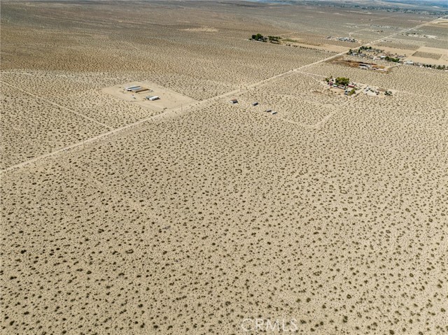 Detail Gallery Image 5 of 9 For 767 Foothill Rd, Lucerne Valley,  CA 92356 - – Beds | – Baths