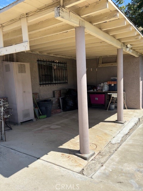588 N Pico Avenue