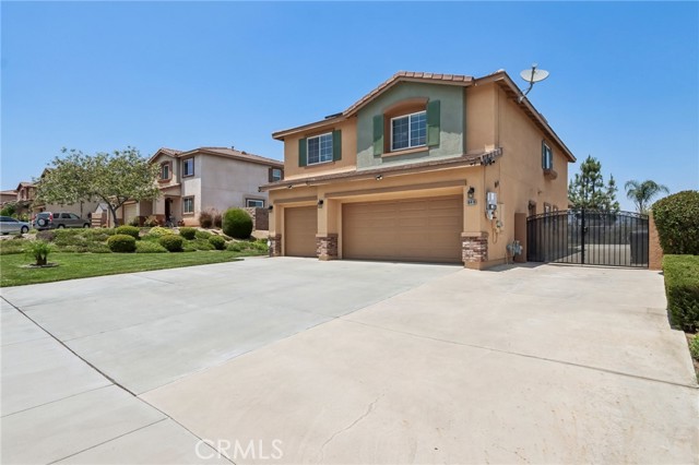 Detail Gallery Image 2 of 31 For 18418 Whitewater, Riverside,  CA 92508 - 4 Beds | 2/1 Baths