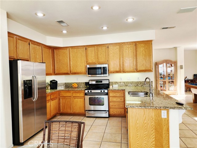 20858 Bakal Drive, Riverside CA: https://media.crmls.org/medias/f7192c81-b376-438a-ab12-bece270a5d75.jpg