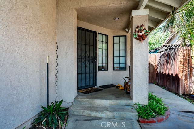 Image 2 for 186 Iron Bark Rd, Corona, CA 92879