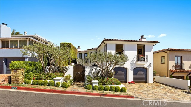 Detail Gallery Image 2 of 58 For 328 Emerald Bay, Laguna Beach,  CA 92651 - 4 Beds | 4/1 Baths