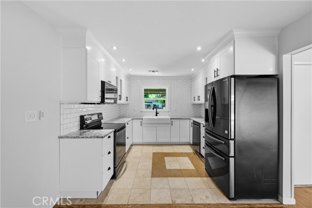 Image 9 of 34 For 273 Solano  