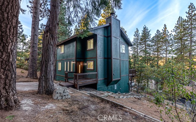 Detail Gallery Image 16 of 63 For 22984 Cedar Way, Crestline,  CA 92325 - 4 Beds | 2 Baths