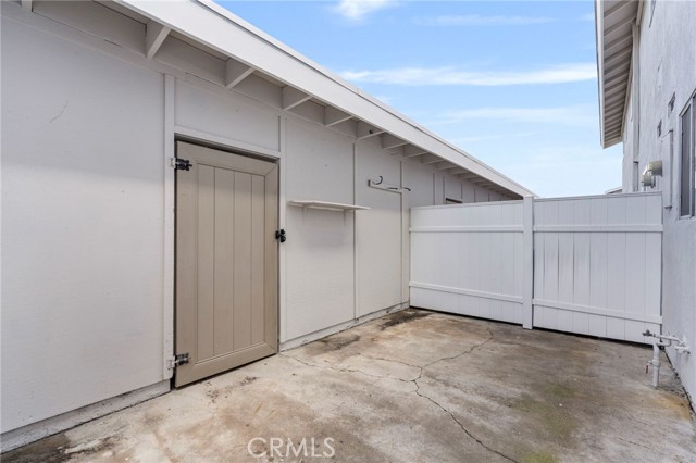 Detail Gallery Image 22 of 34 For 9831 Continental Dr., Huntington Beach,  CA 92646 - 2 Beds | 1/1 Baths