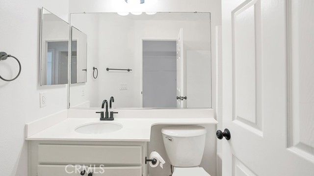 Detail Gallery Image 21 of 33 For 13154 Sycamore Village Dr, Norwalk,  CA 90650 - 3 Beds | 2/1 Baths