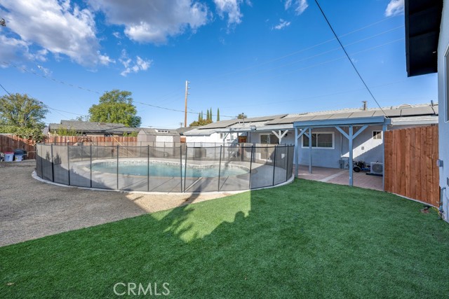 Detail Gallery Image 19 of 24 For 1069 Erringer Rd, Simi Valley,  CA 93065 - 4 Beds | 2 Baths