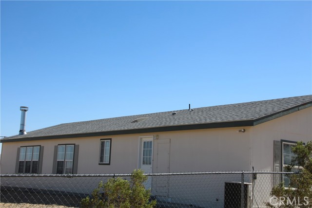 Detail Gallery Image 7 of 36 For 5773 Neptune Rd, Joshua Tree,  CA 92252 - 3 Beds | 2 Baths