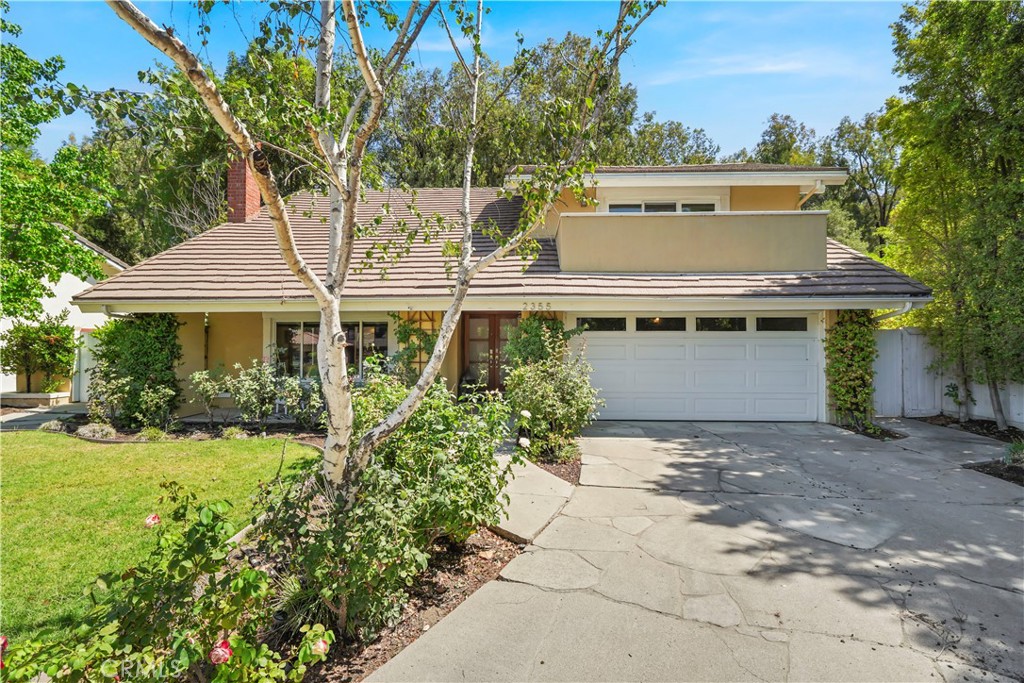 2355 Stormcroft
