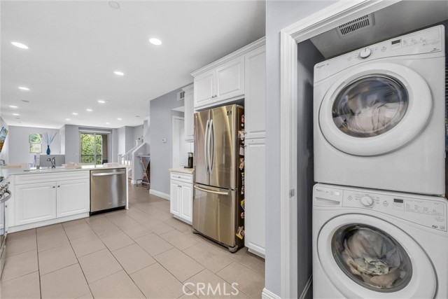 Detail Gallery Image 14 of 26 For 213 Native, Irvine,  CA 92618 - 2 Beds | 2/1 Baths