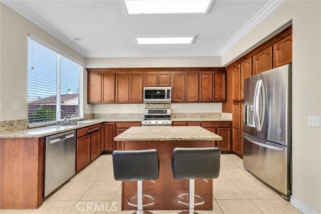 Detail Gallery Image 9 of 32 For 3273 Fig Ct, Lake Elsinore,  CA 92530 - 4 Beds | 3 Baths