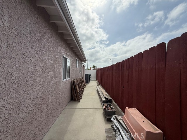 Image 23 of 25 For 14711 Riata Street