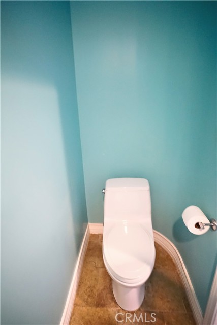10623 Moorpark photo 9