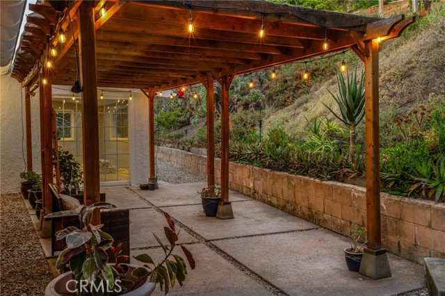 1670 Alta Vista, Vista CA: https://media.crmls.org/medias/f71d359e-b9fb-4eb4-96e4-94981144fd7a.jpg