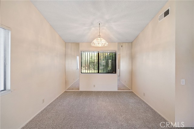 Detail Gallery Image 8 of 33 For 2859 W Avenue J9, Lancaster,  CA 93536 - 3 Beds | 3 Baths