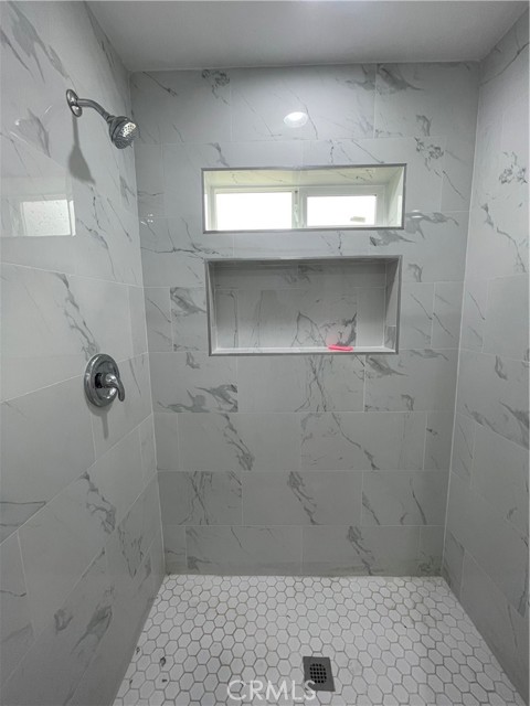 Detail Gallery Image 17 of 41 For 1320 Jacqueline, Pomona,  CA 91768 - 5 Beds | 4 Baths