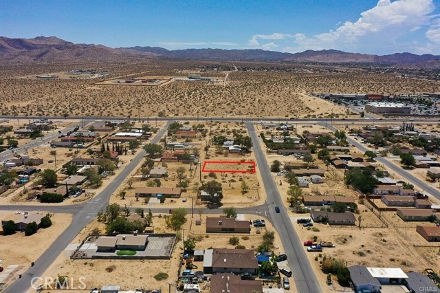 Detail Gallery Image 1 of 12 For 6391 Indio Ave, Yucca Valley,  CA 92284 - – Beds | – Baths