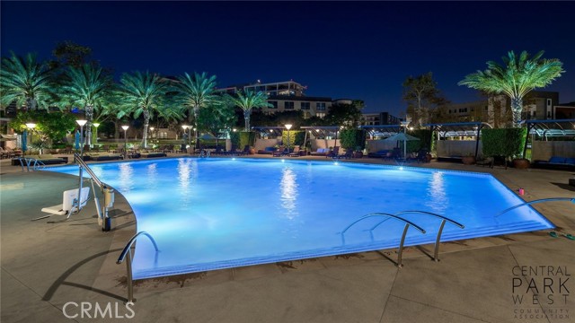 31 Soho, Irvine CA: https://media.crmls.org/medias/f721731c-0a61-4616-9295-37c203b1daa1.jpg