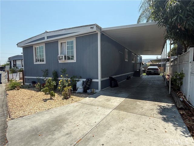 12700 Elliott Avenue, El Monte CA: https://media.crmls.org/medias/f72235d4-45cb-42a2-89a5-2b3ac78932db.jpg