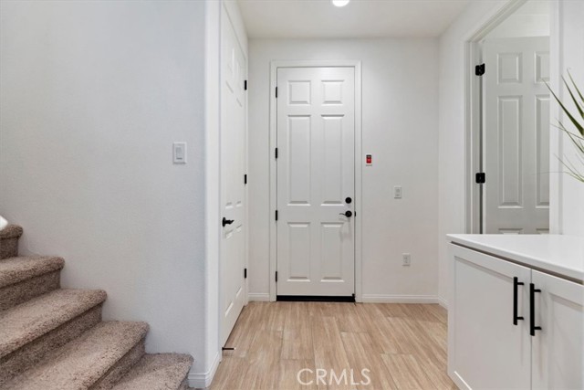 Detail Gallery Image 15 of 44 For 24134 Ardell Ct, Corona,  CA 92883 - 3 Beds | 2/1 Baths